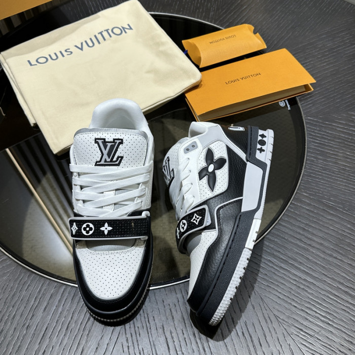 LOU1VTON SNEAKER