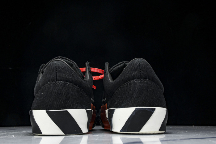 OFF-WHITE Canvas Sneaker