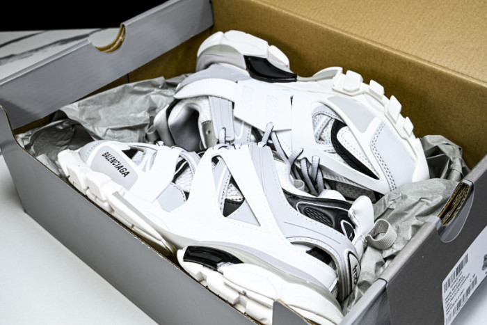 belanciaga track W3AD39812