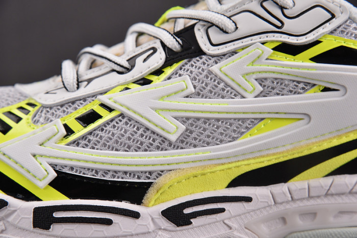 OFF-WHITE BE RIGHT BACK