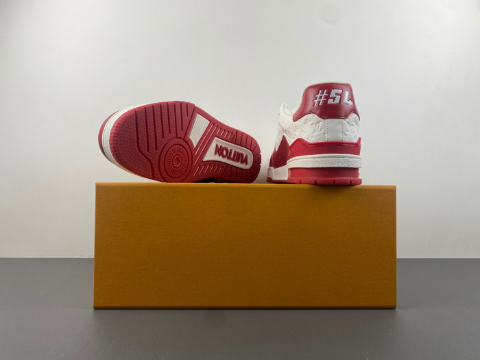 LOU1VTON trainer (EU47)