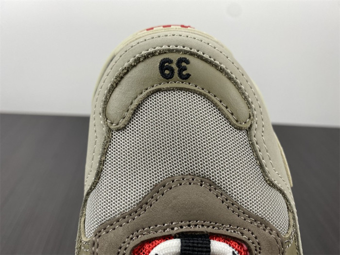 blc* triple s trainer