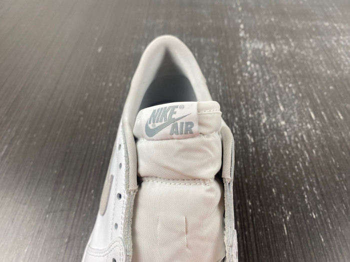 Air Jordan 1 Low OG “Neutral Grey” CZ0790 100