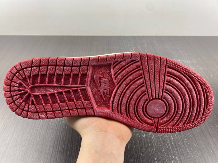 air jordan 1 retro high og chicago lost and found dz5485-612