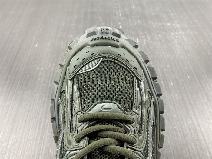 blc* defender sneaker