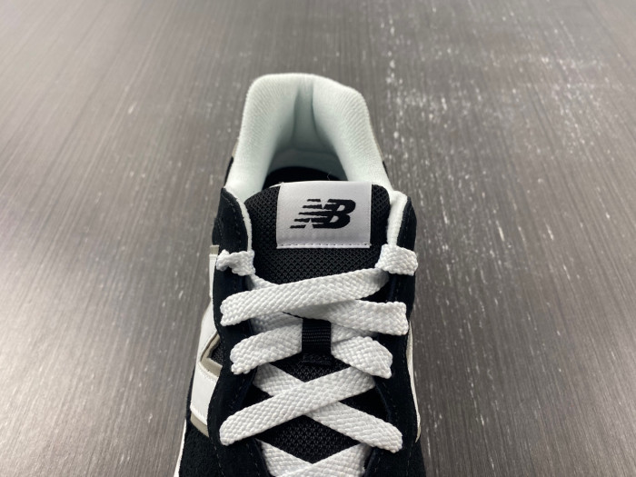 new balance 57/40 team black - m5740cb