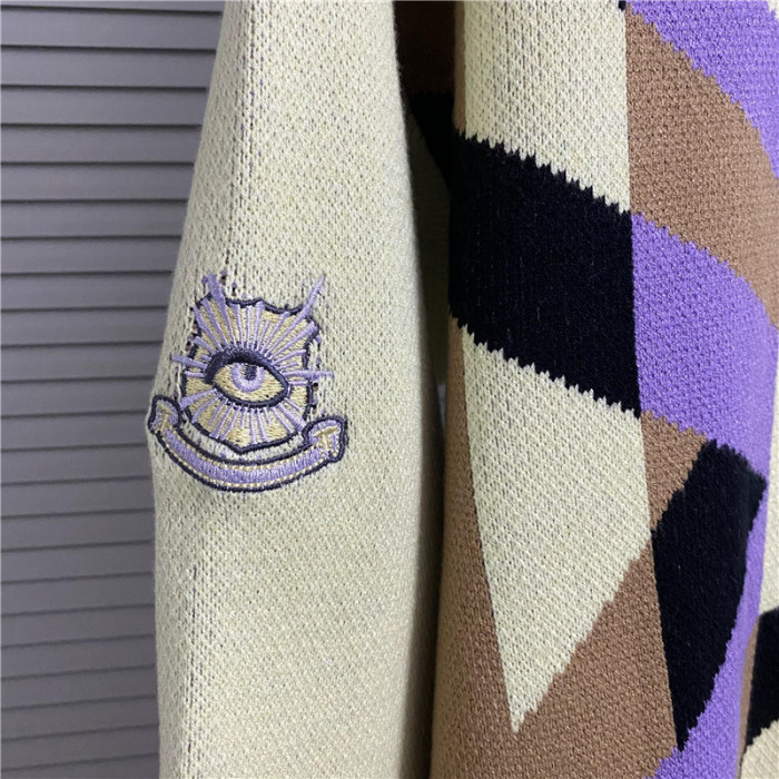 House of errors sweater MAO-5