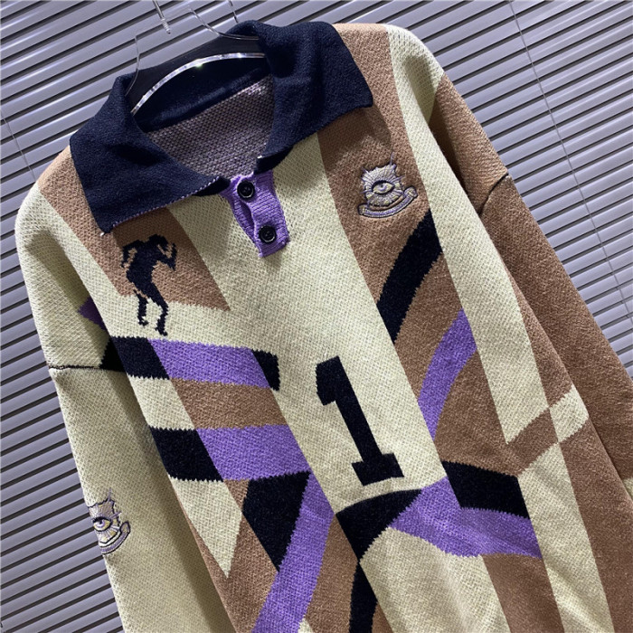 House of errors sweater MAO-5