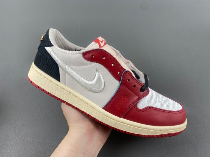 Trophy Room x Air Jordan 1 Low OG “Rookie Card: Home” HV6157-100