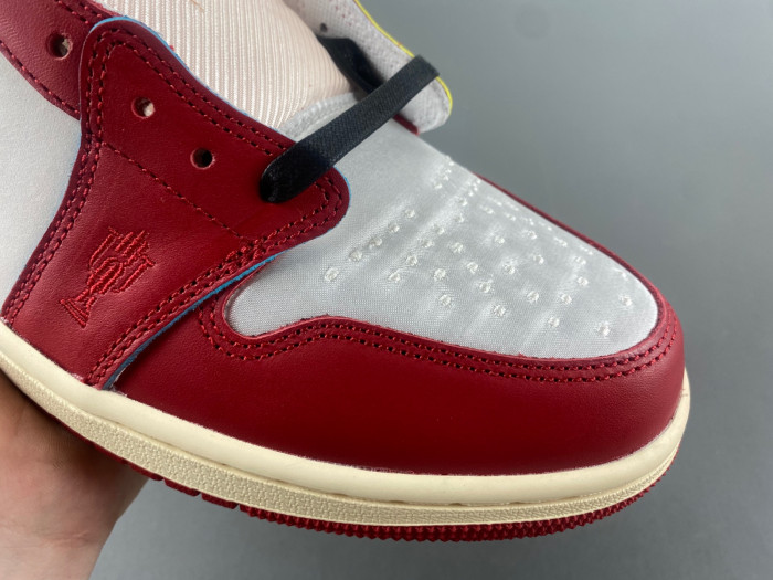 Trophy Room x Air Jordan 1 Low OG “Rookie Card: Home” HV6157-100