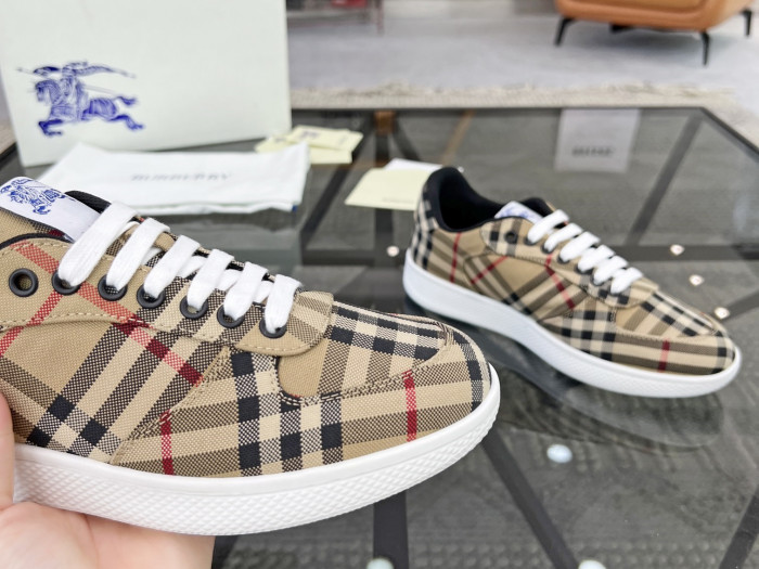 Bur*berry Check Terrace Sneakers