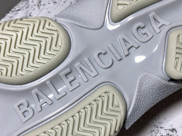 blc* triple s trainer