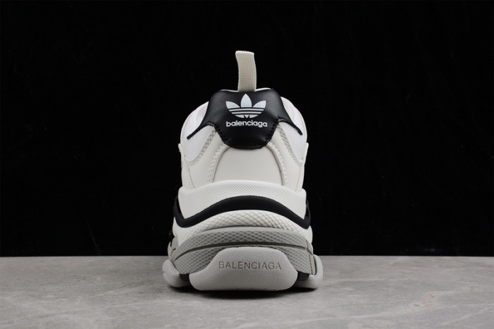 blc* triple s trainer