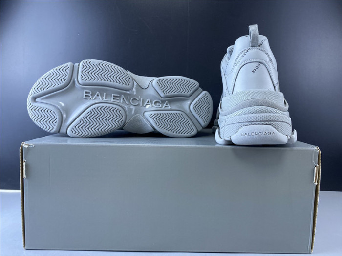 blc* triple s trainer