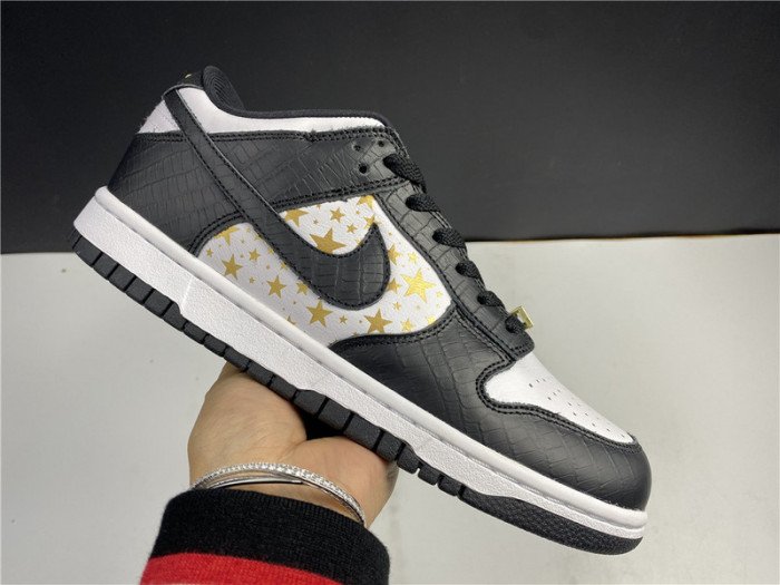 Supre* X Dunk Low OG SB QS 