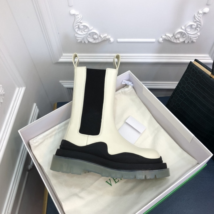 botteg*Ve*ne*ta tire leather ankle boots