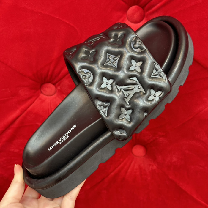 LOU1_TON POOL PILLOW COMFORT MULE (EU35-EU40)