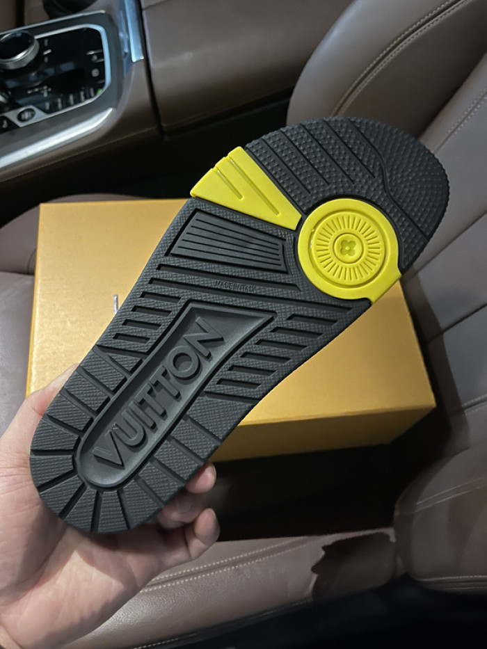 LOU1_TON TRAINER MULE (EU38-EU46)