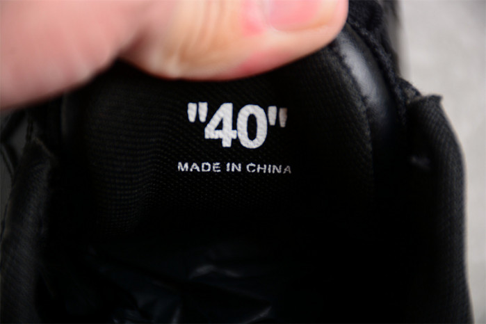 OFF-WHITE Out Of Office