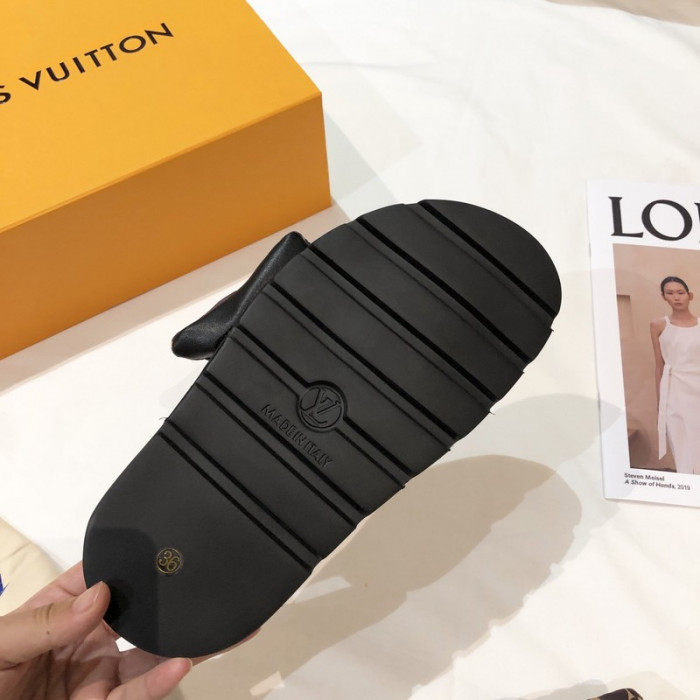 LOU1_TON POOL PILLOW COMFORT MULE (EU35-EU46)