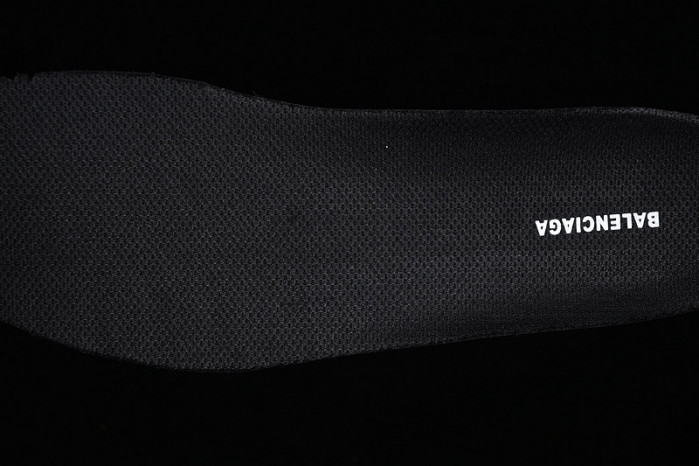 blc* triple s trainer