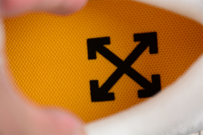 ow c/o odsy-1000 sneakers