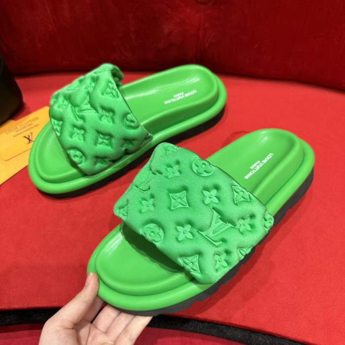 LOU1_TON POOL PILLOW COMFORT MULE (EU35-EU40)