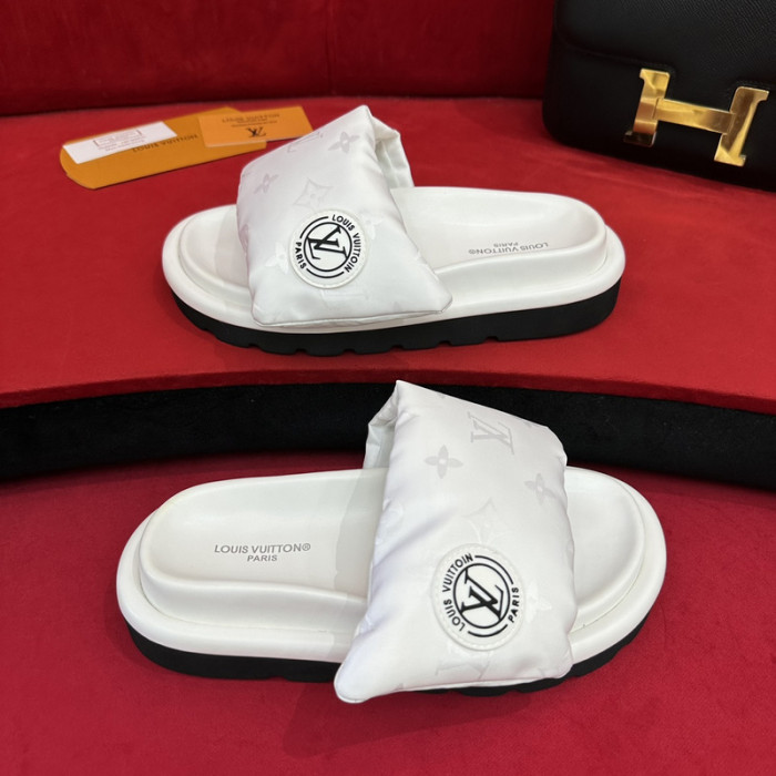 LOU1_TON POOL PILLOW COMFORT MULE (EU35-EU40)