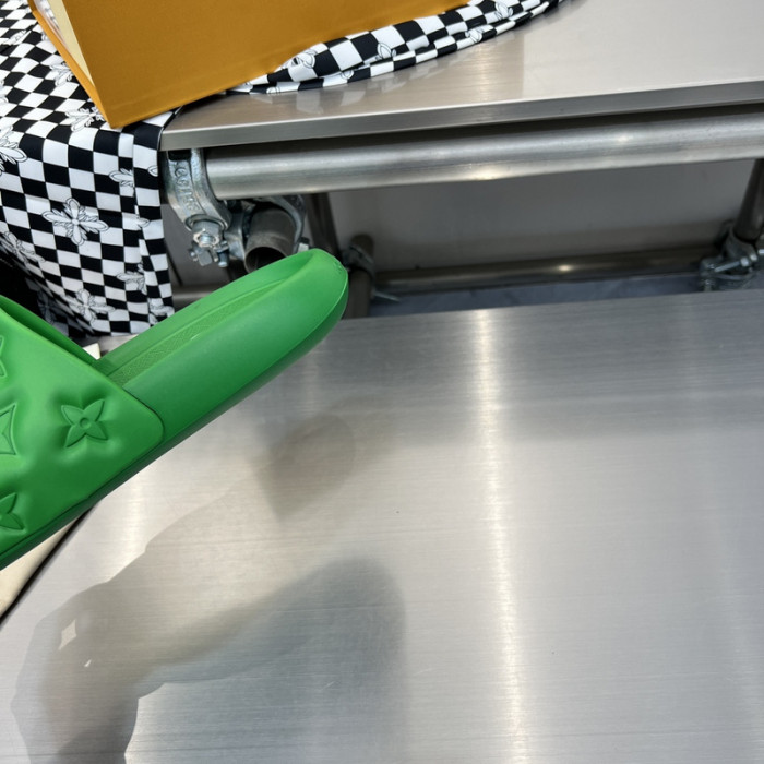 LOU1_TON WATERFRONT SLIDE (EU35-EU45)