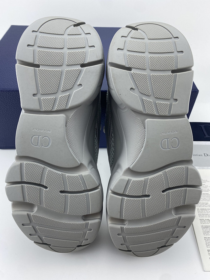 d1or b22 sneaker