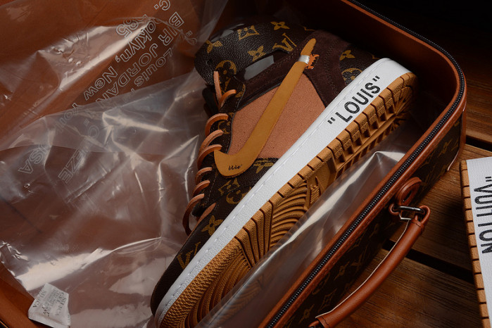 nike air jordan 1s（with case) aq0818-158