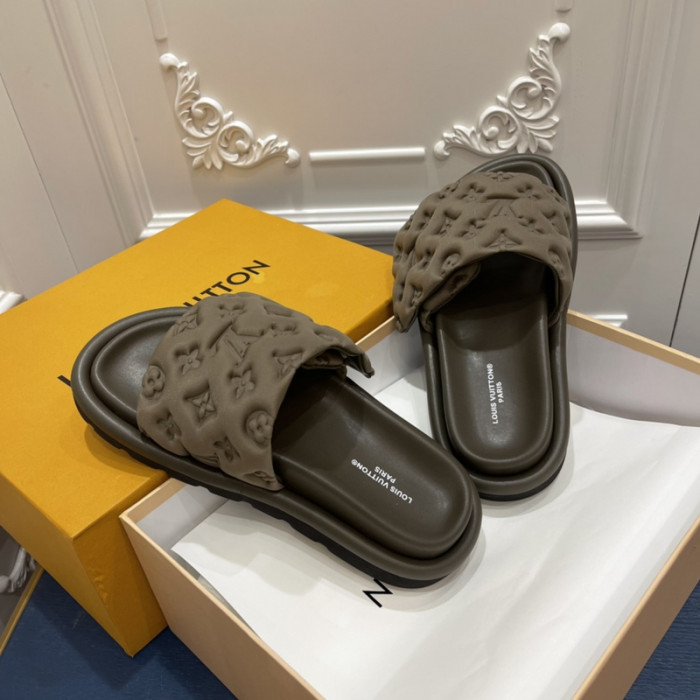 LOU1_TON POOL PILLOW COMFORT MULE (EU35-EU40)