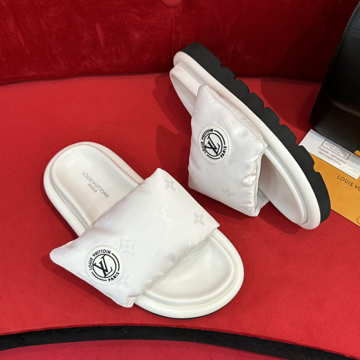 LOU1_TON POOL PILLOW COMFORT MULE (EU35-EU40)