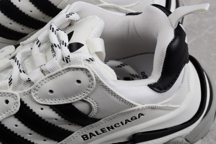 blc* triple s trainer