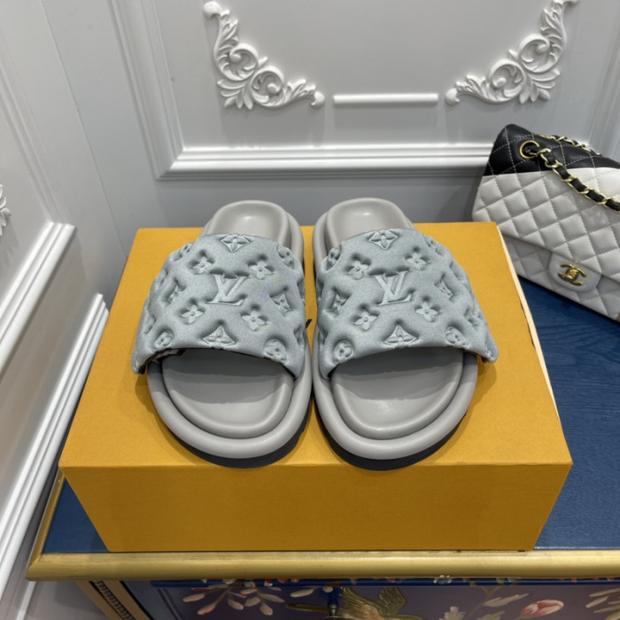 LOU1_TON POOL PILLOW COMFORT MULE (EU35-EU40)