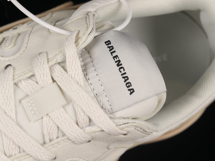 blc* triple s trainer