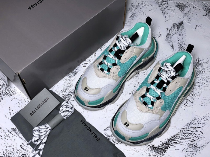 blc* triple s trainer
