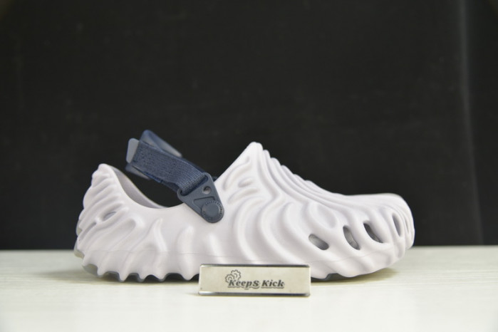 Cr*0*s pollex clog by salehe bembury urchin