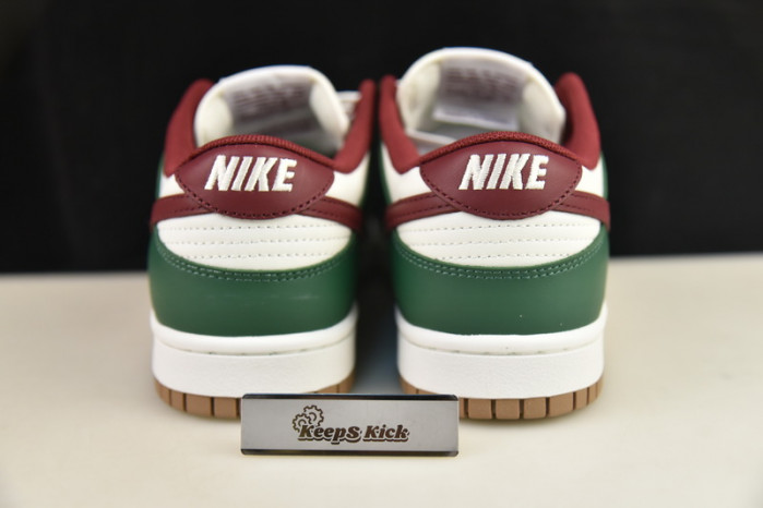 nike dunk low gorge green fb7160-161