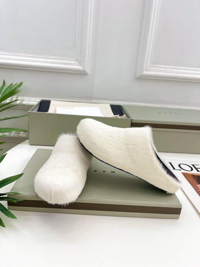 MARNI SLIPPERS ( EU35-EU45 )