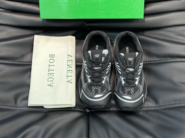 Bo*te*ga ve*ne*ta orbit sneakers